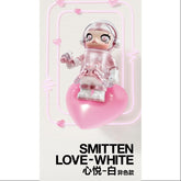 MEGA SPACE MOLLY 100% Series 4 Smitten Love White (Special)